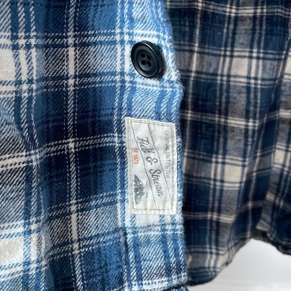 Plaid button down - Picture 5 of 5